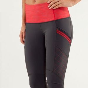 Run: Toasty Tech Tight
colour: deep coal/wee are from space love red coal
size 4